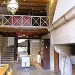 Дом отдыха La Manufacture Royale De *