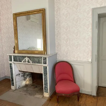 La Manufacture Royale Hébergement de vacances *