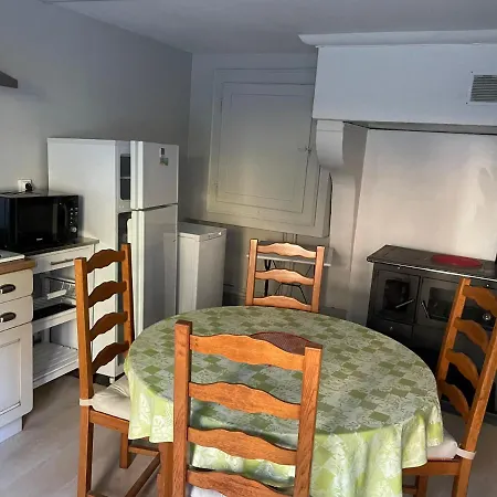 La Manufacture Royale Hébergement de vacances *