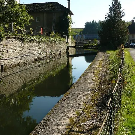 La Manufacture Royale Hébergement de vacances