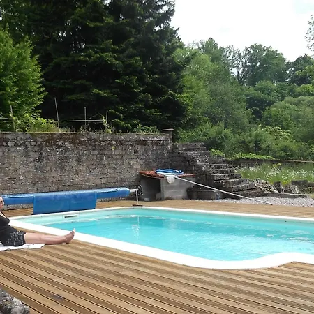 La Manufacture Royale De * Bains-les-Bains