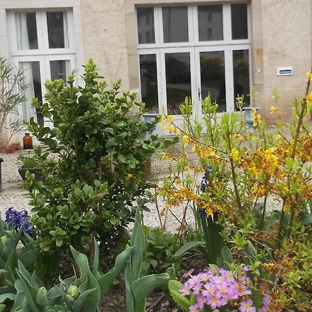 Holiday home La Manufacture Royale De *
