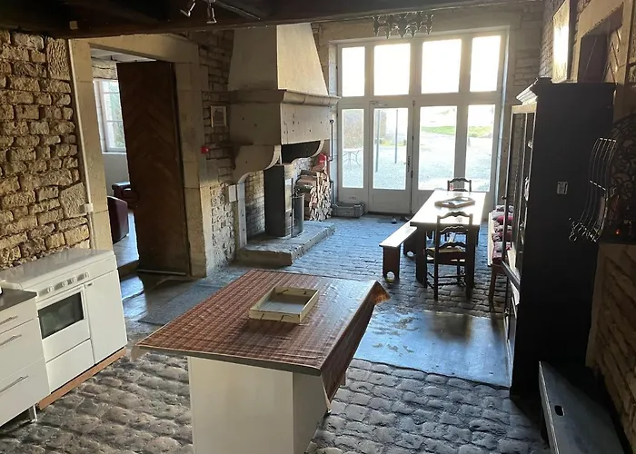 La Manufacture Royale De *